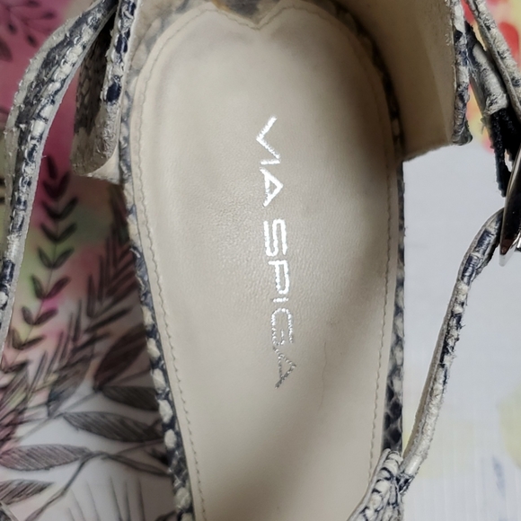 HEELS VIA SPIGA WOMANS 3" HEELS - Picture 4 of 5